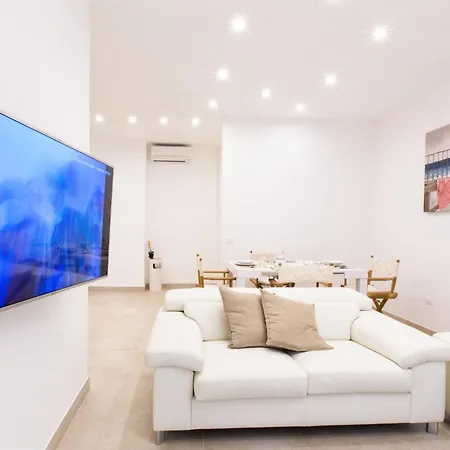 Style House A Few Step From Main Square Sorrent