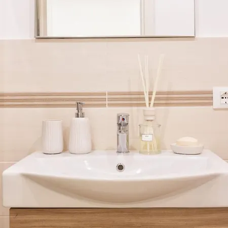 Style House A Few Step From Main Square Apartment