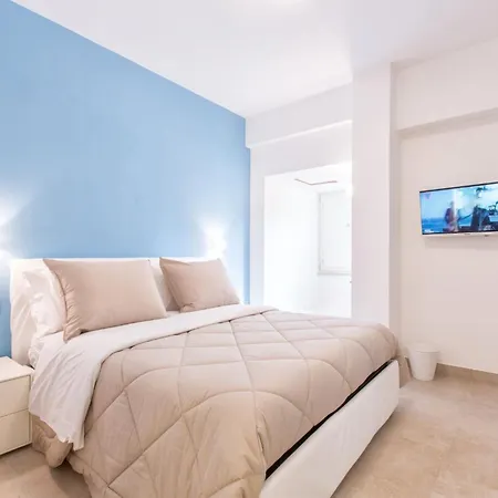 Style House A Few Step From Main Square *