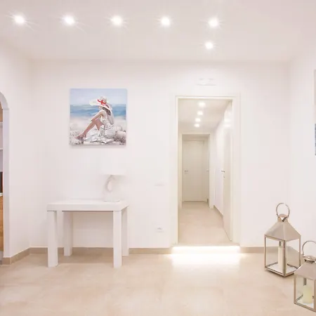 Style House A Few Step From Main Square * סורנטו